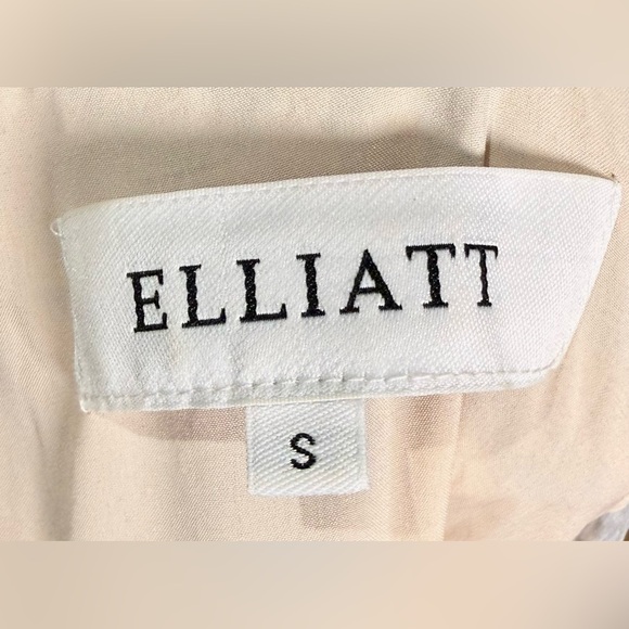 Elliatt Astrid Tiered Asymmetric Floral Dress in Multi Cream Size Small - Picture 10 of 12